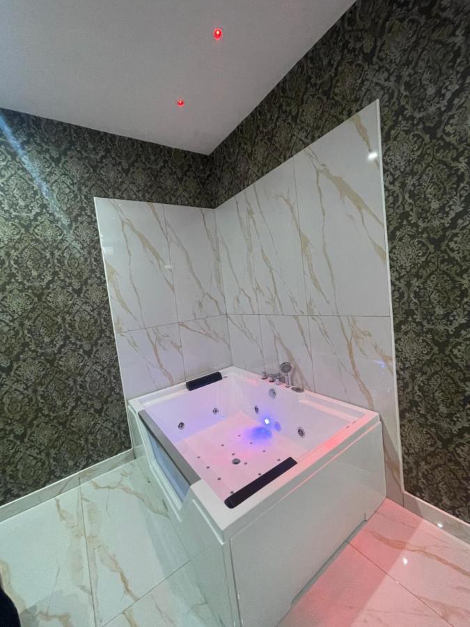 Life Hotel Casalnuovo Di Napoli Εξωτερικό φωτογραφία