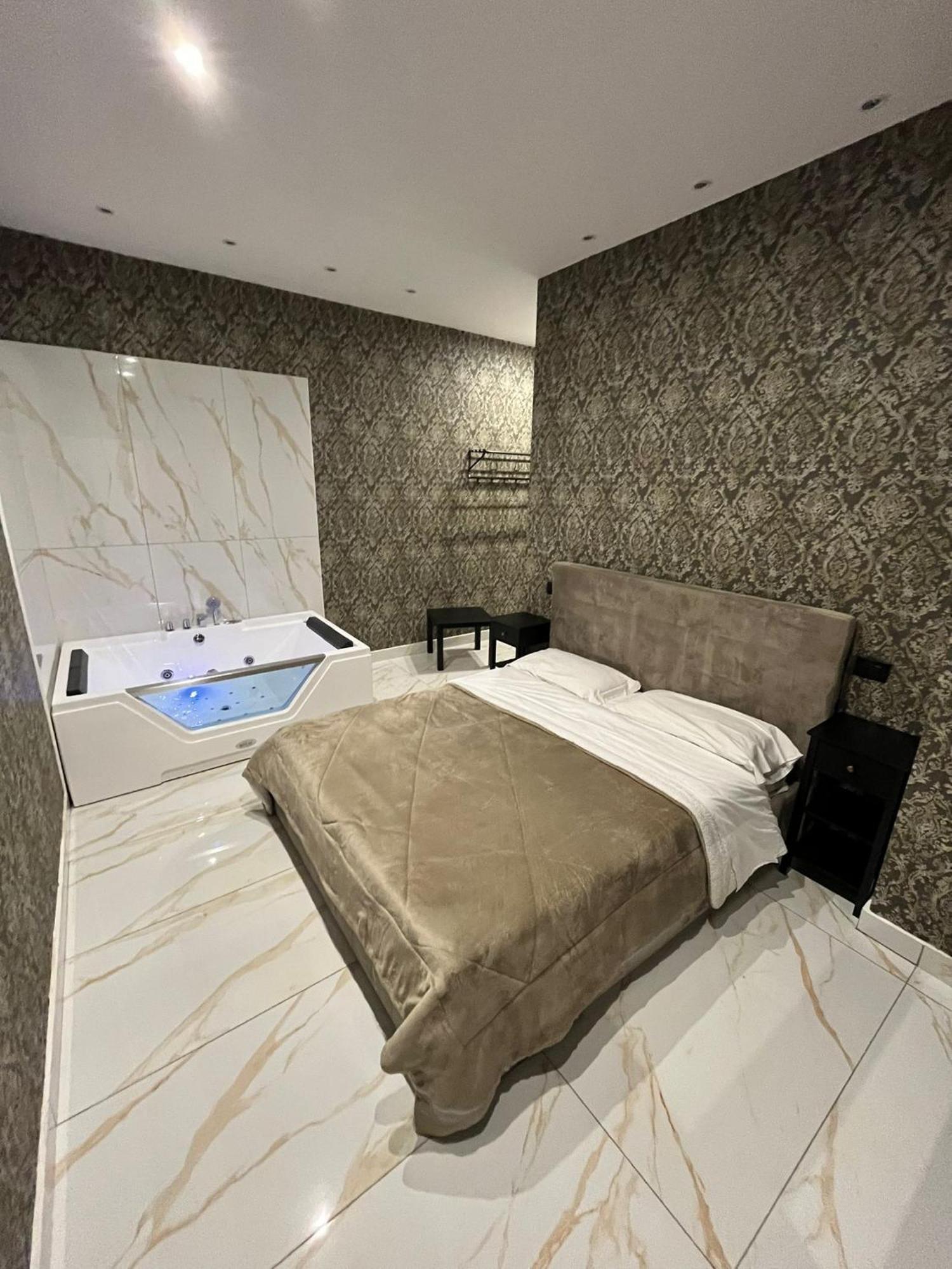 Life Hotel Casalnuovo Di Napoli Εξωτερικό φωτογραφία