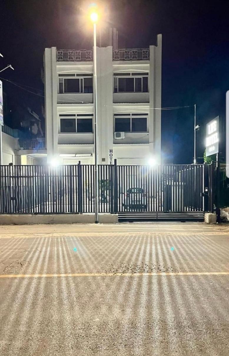 Life Hotel Casalnuovo Di Napoli Εξωτερικό φωτογραφία