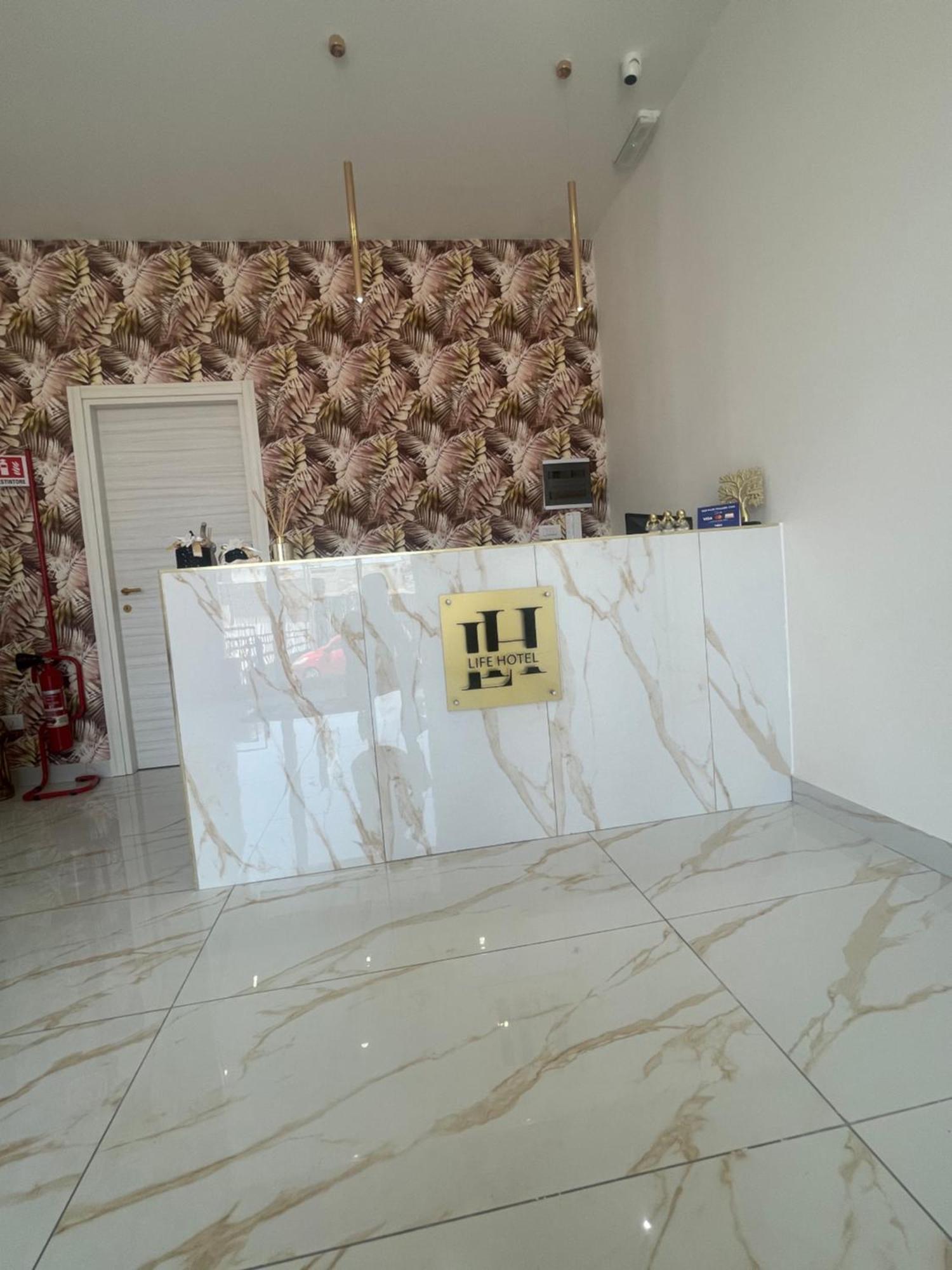Life Hotel Casalnuovo Di Napoli Εξωτερικό φωτογραφία